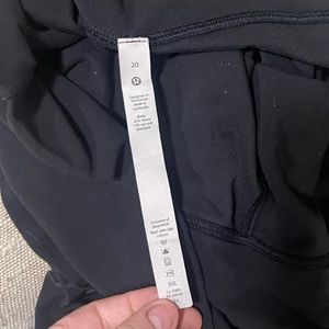 Lululemon 20 active pants